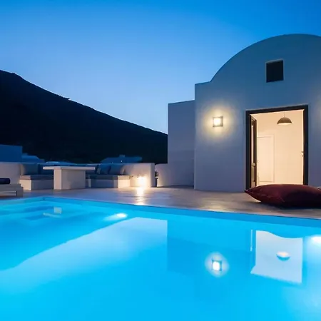 Azar Santorini Luxury With Private Pool And Sea View Villa